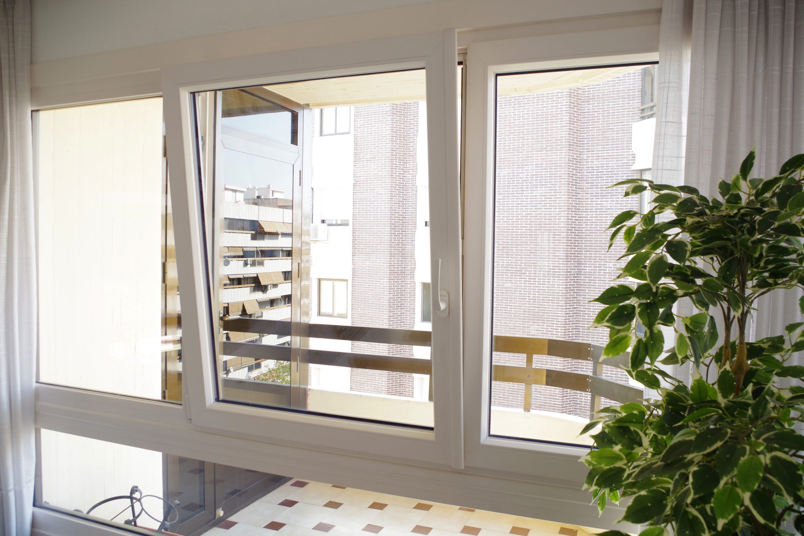 پنجره های UPVC برای آپارتمان